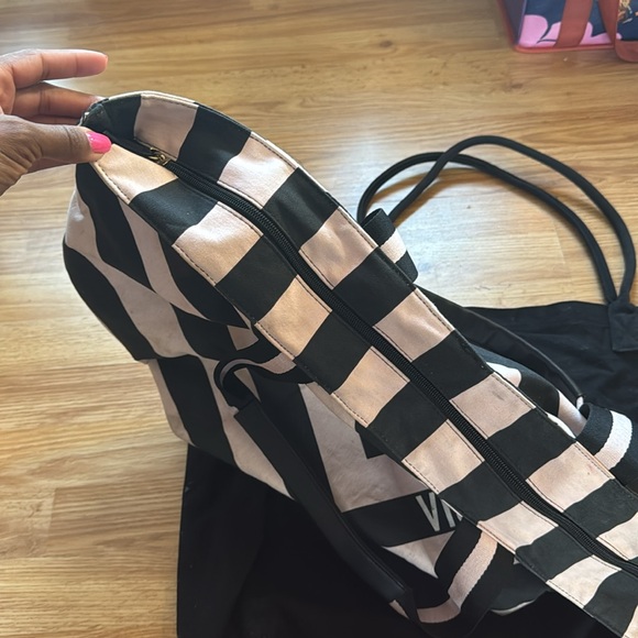Victoria's Secret Totes Bundle (EUC) - Picture 6 of 13